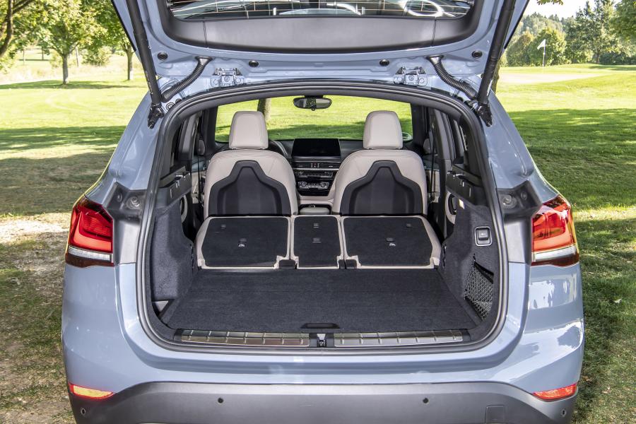 Багажник BMW X1 xDrive25d xLine (F48) 2019 года  (WW) (фото 68 из 99)